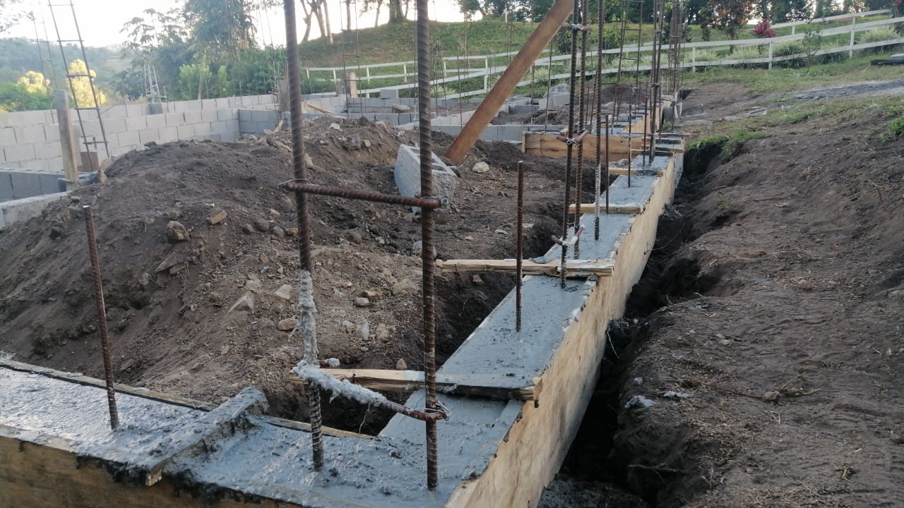Concrete & Glass Residence — image 2